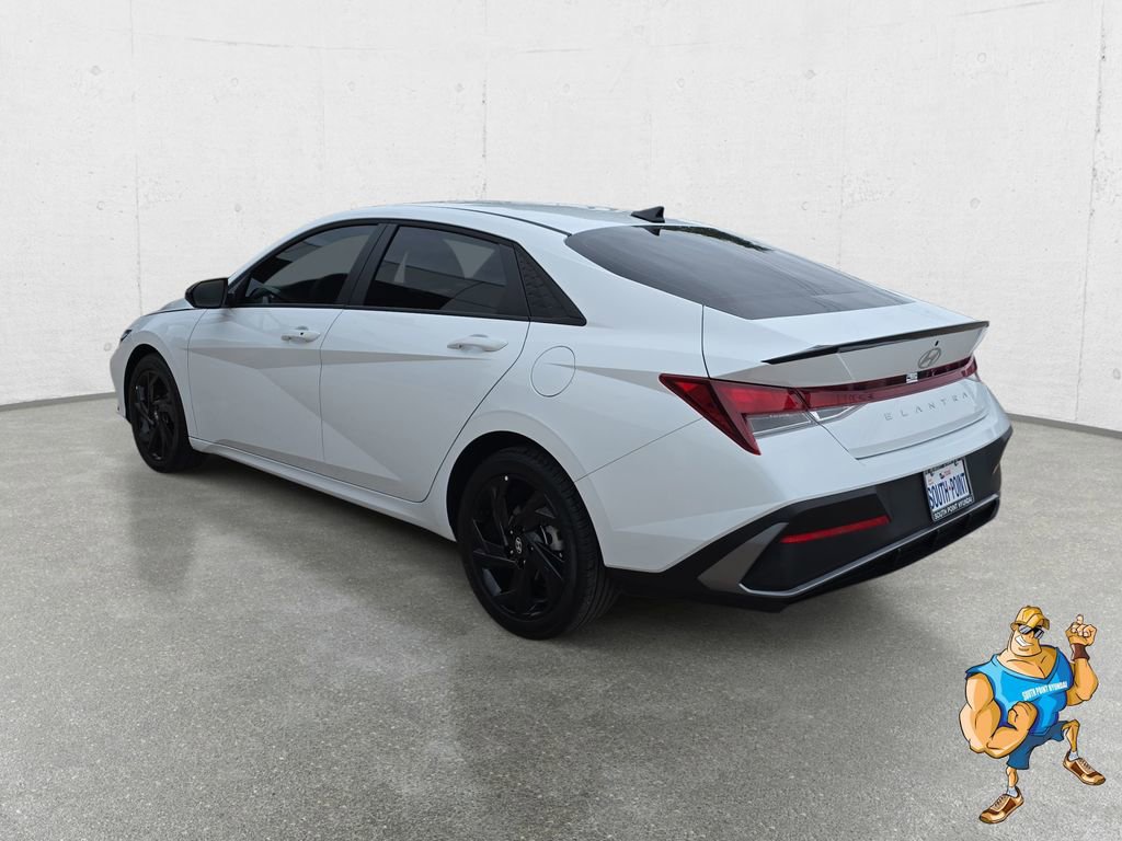 Certified 2026 Hyundai Elantra Sport FWD image 7