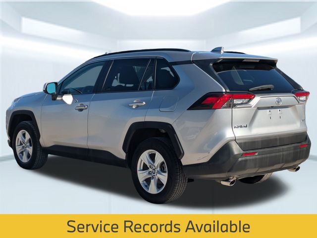 Used 2020 Toyota RAV4 XLE image 4