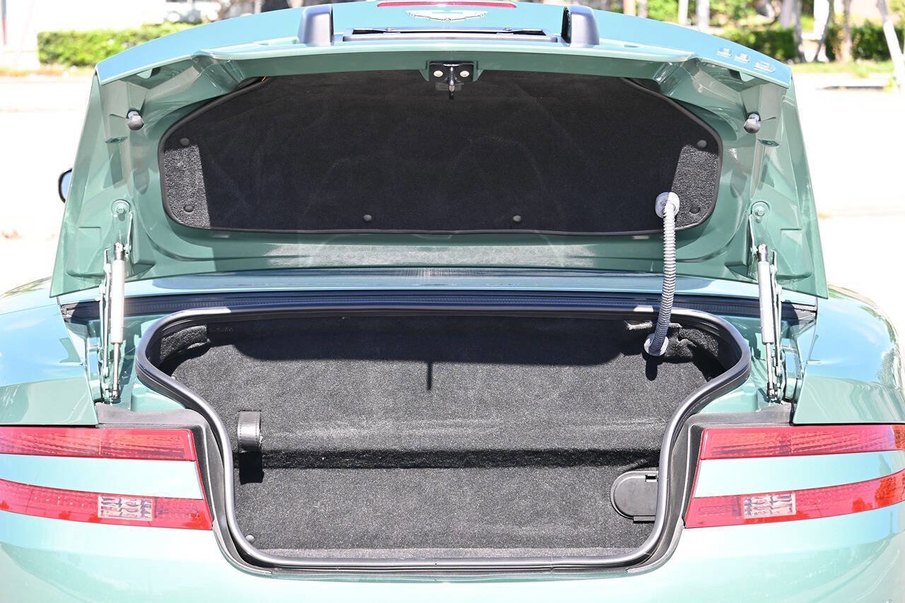 Used 2006 Aston Martin DB9 Volante RWD image 33