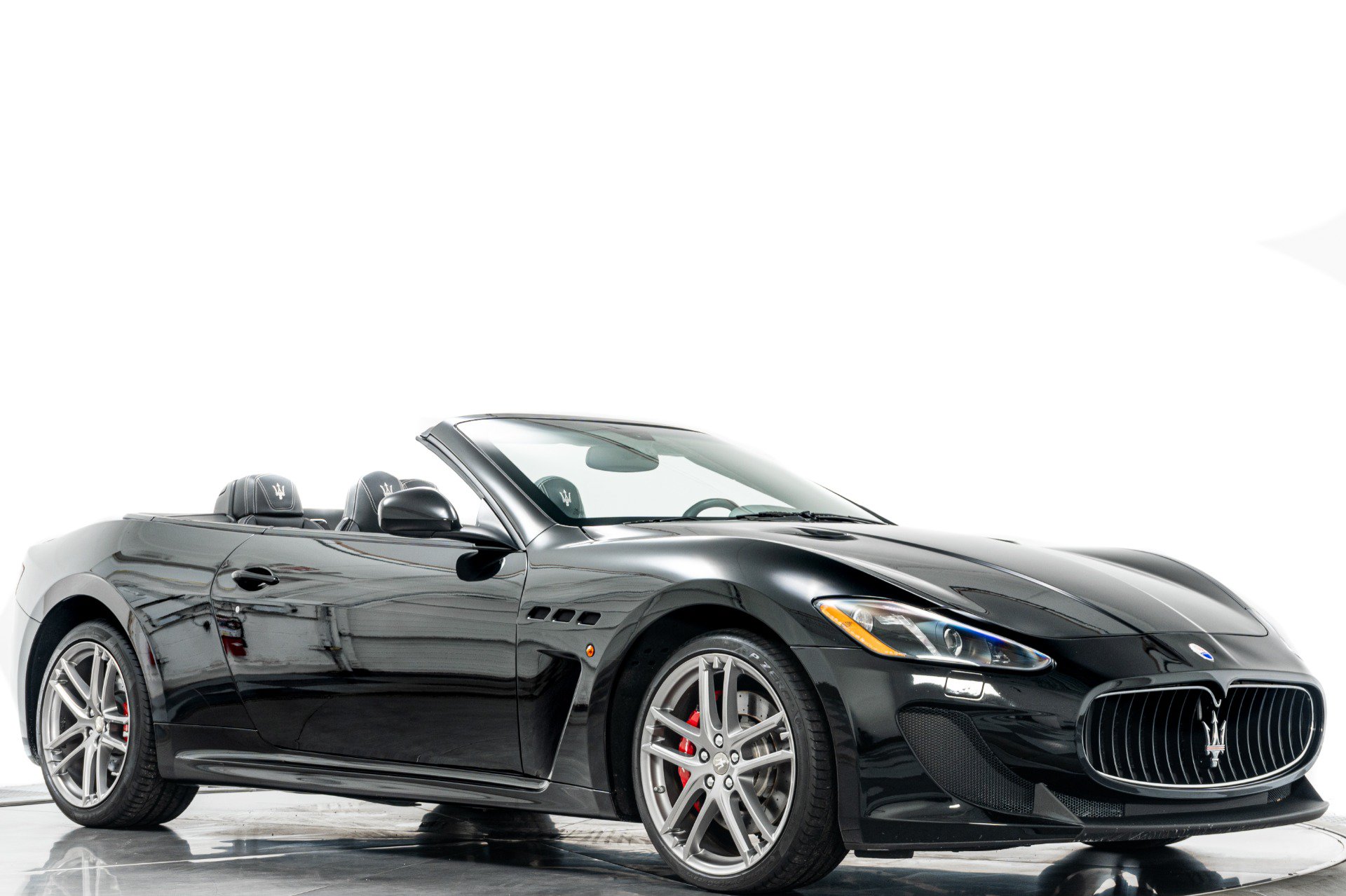 Used 2014 Maserati GranTurismo Convertible RWD image 32