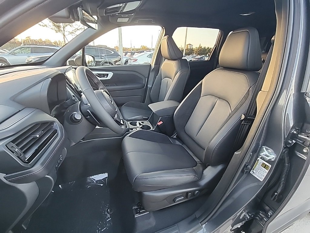 New 2025 Subaru Forester Touring image 10