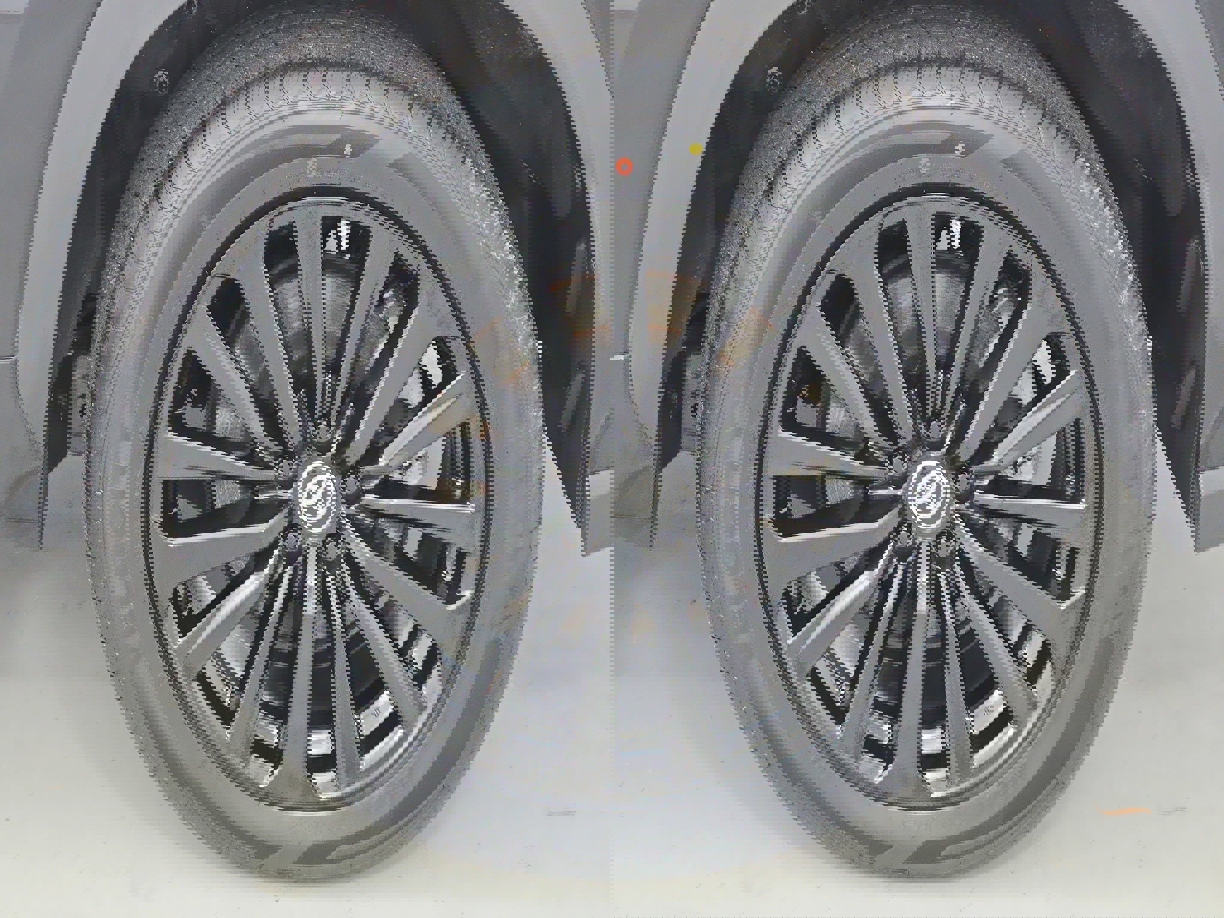 Used 2023 Toyota Highlander XSE image 34