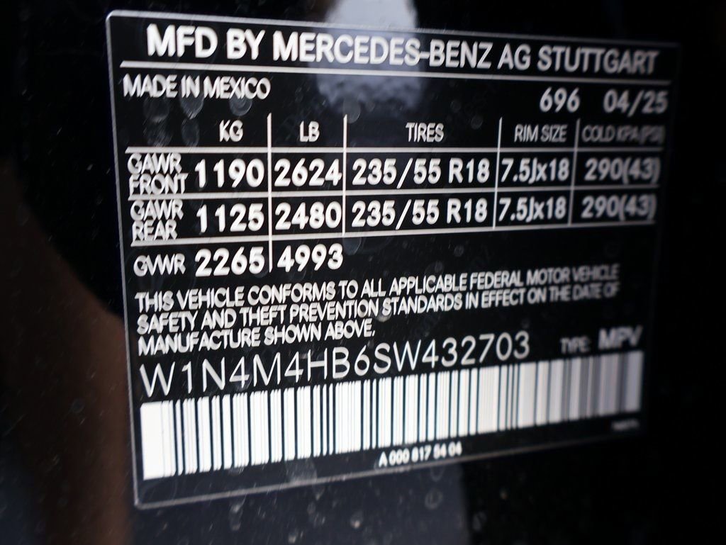 Certified 2025 Mercedes-Benz GLB 250 4MATIC image 41
