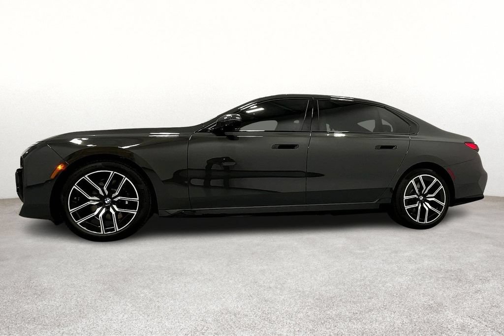 New 2026 BMW 740i RWD image 7