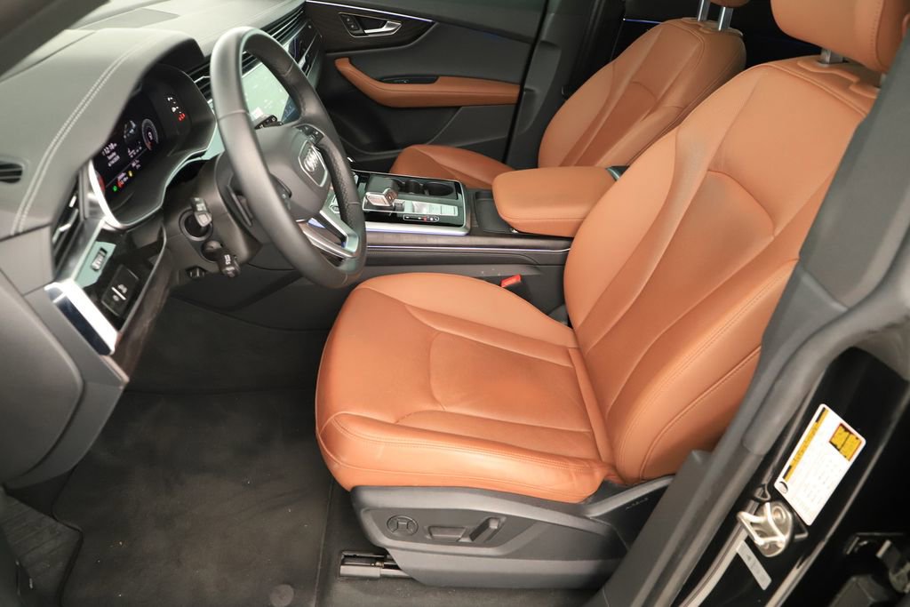 Used 2023 Audi Q8 Prestige w/ Prestige Package image 22
