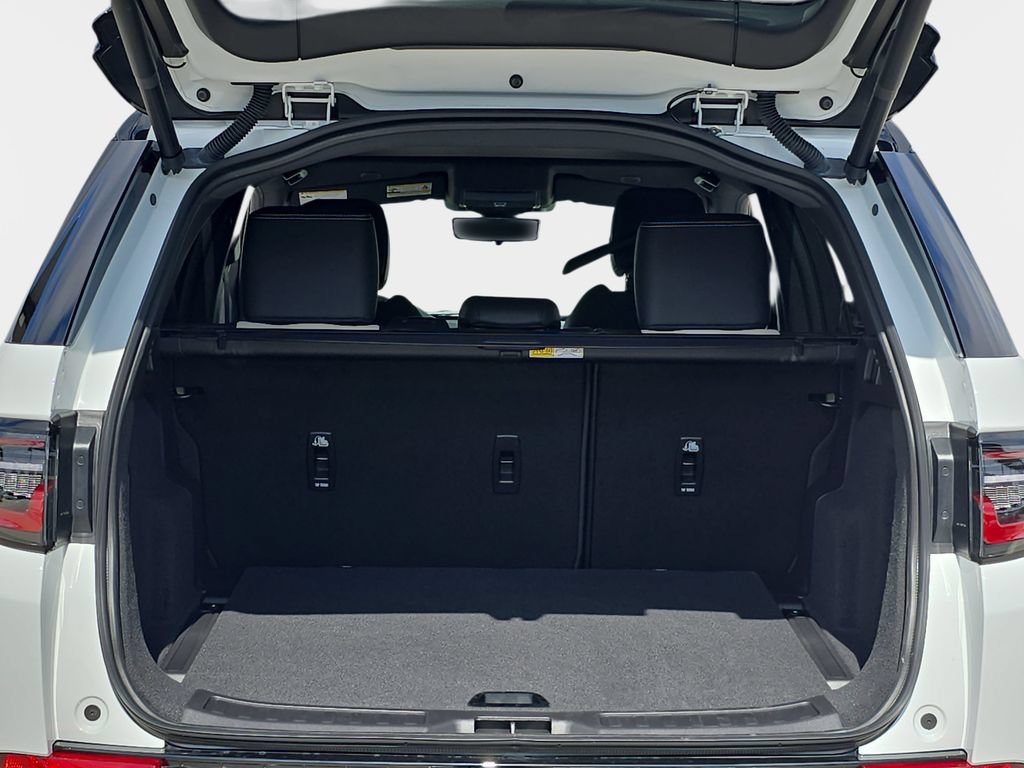 New 2026 Land Rover Discovery Sport Landmark AWD/4WD image 12