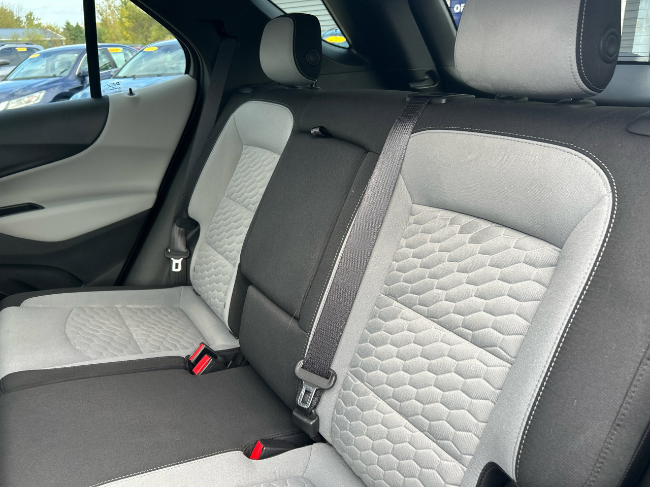 Used 2020 Chevrolet Equinox LS image 19