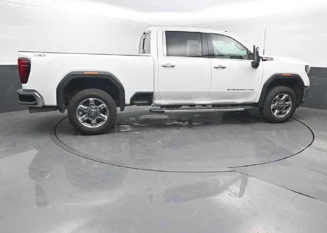 Used 2025 GMC Sierra 2500 SLT w/ SLT Convenience Package AWD/4WD image 7