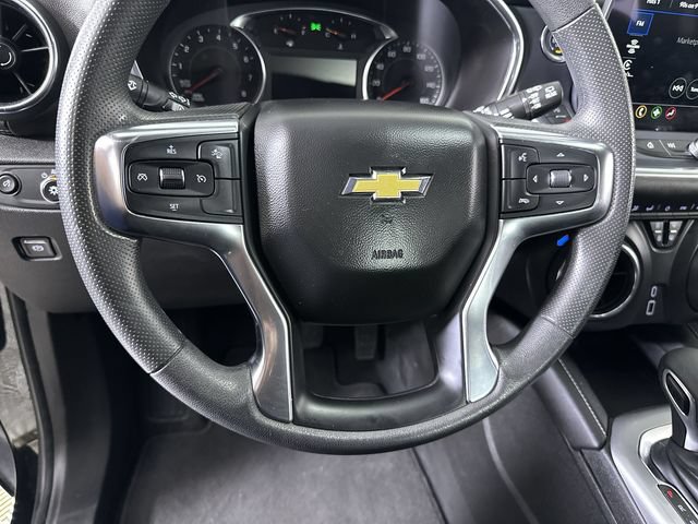 Used 2025 Chevrolet Blazer LT FWD image 11