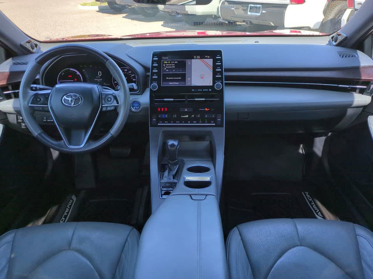 Certified 2020 Toyota Avalon Limited w/ Advanced Safety Package FWD image 14