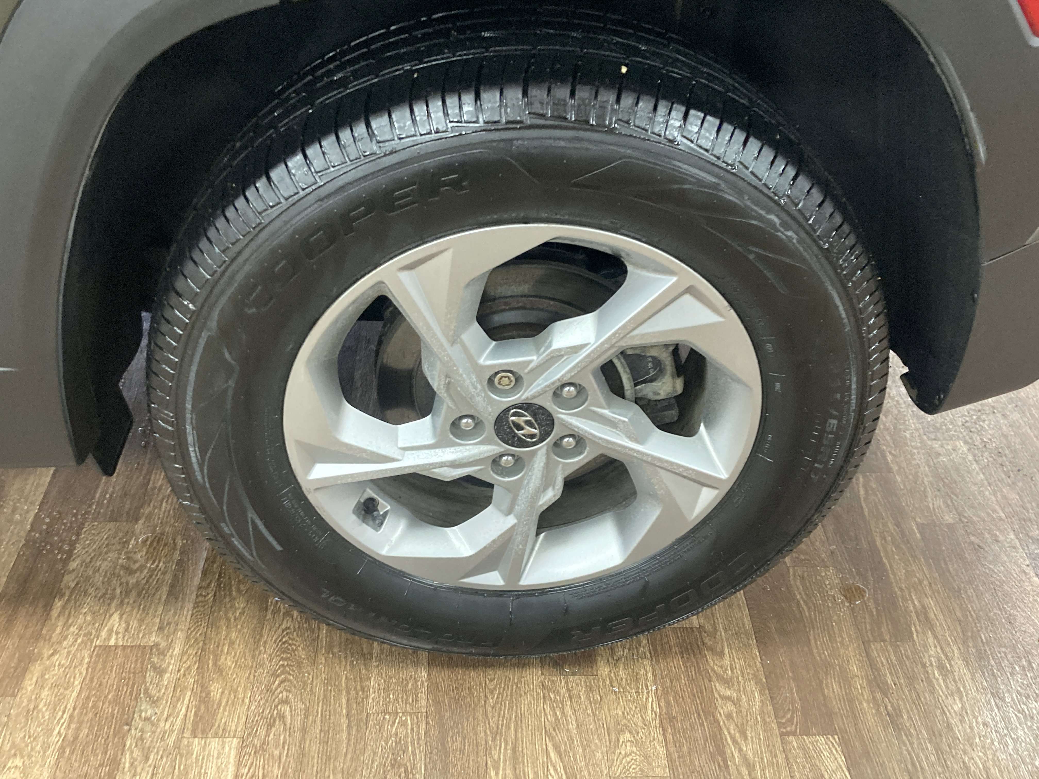 Used 2022 Hyundai Tucson SE image 9