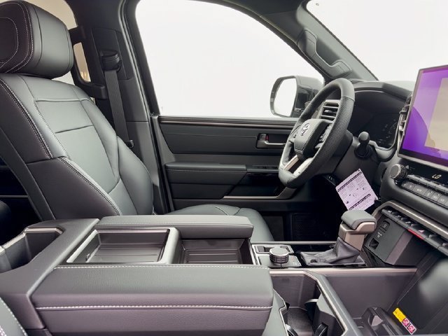 New 2026 Toyota Tundra Limited AWD/4WD image 31