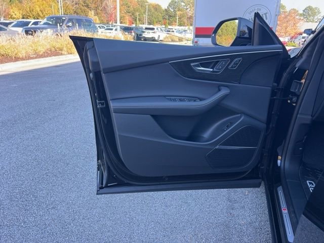 New 2026 Audi Q8 Premium Plus image 22