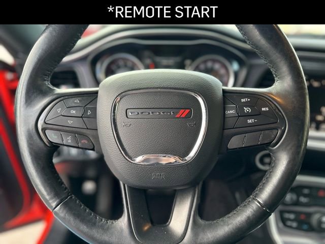 Used 2016 Dodge Challenger R/T w/ Driver Convenience Group image 7