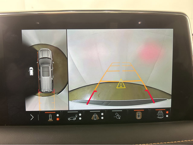 Used 2024 GMC Yukon AT4 image 32