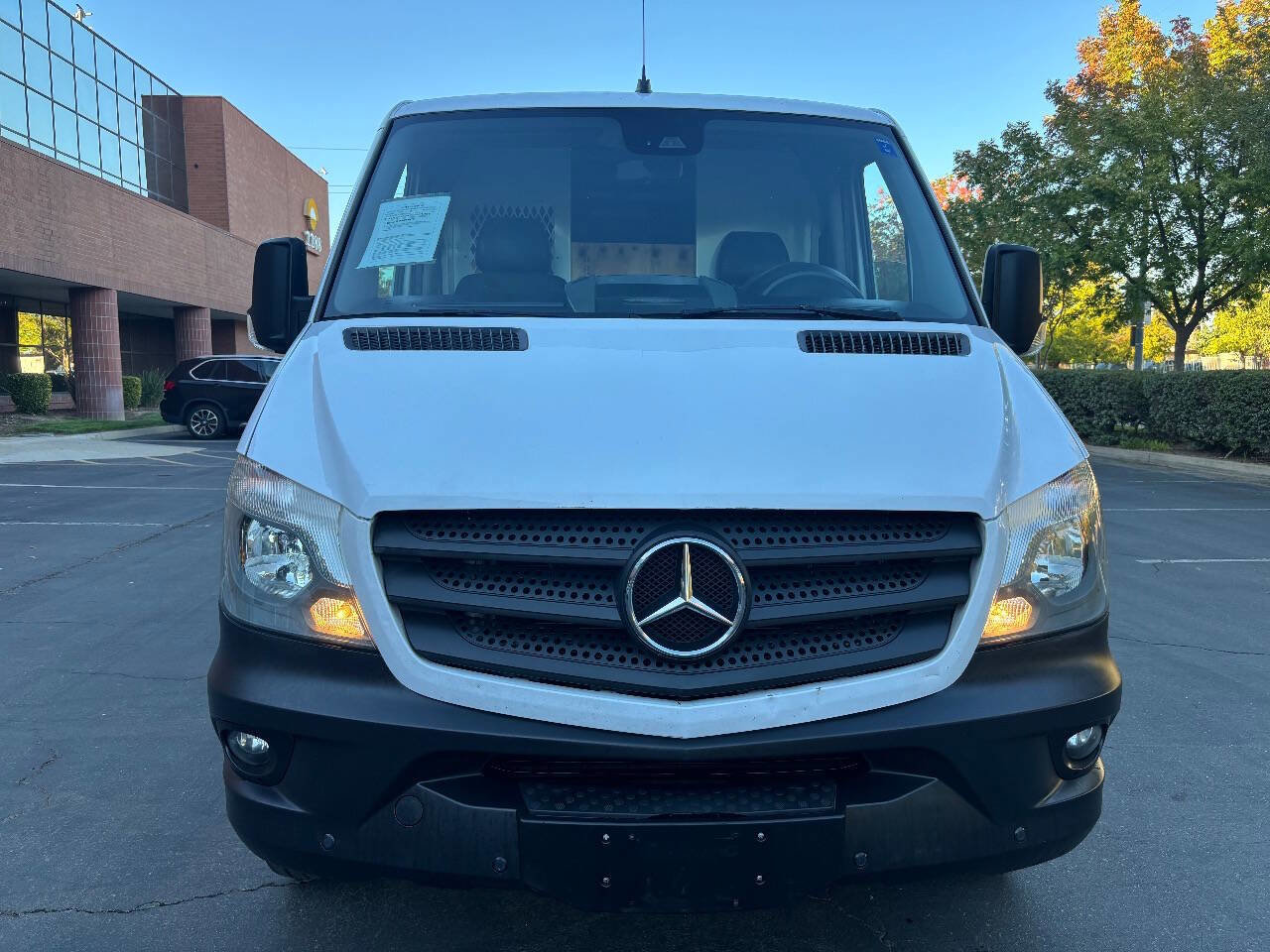 Used 2016 Mercedes-Benz Sprinter 2500 image 3