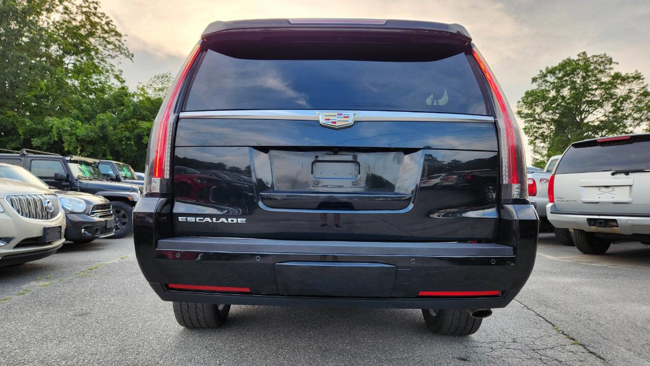 Used 2015 Cadillac Escalade ESV Luxury image 13