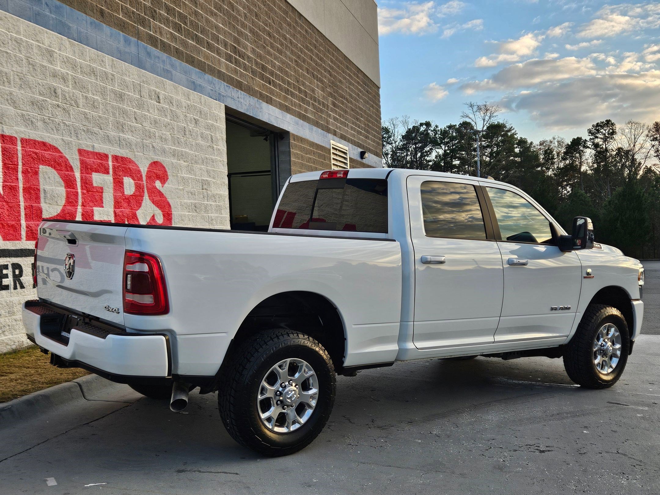 Used 2024 RAM 2500 Laramie image 7