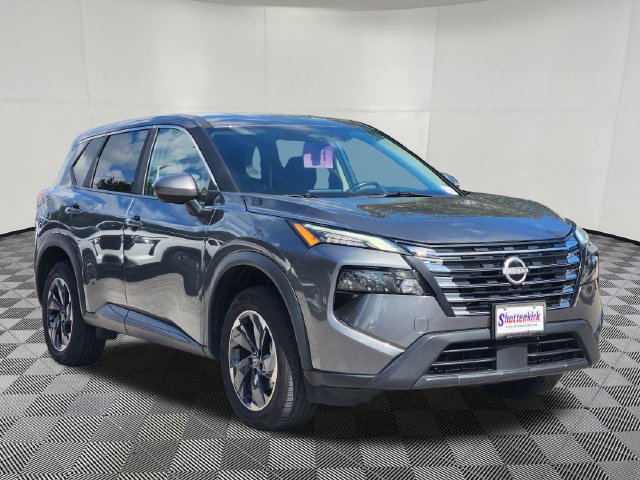 Used 2025 Nissan Rogue SV FWD image 3