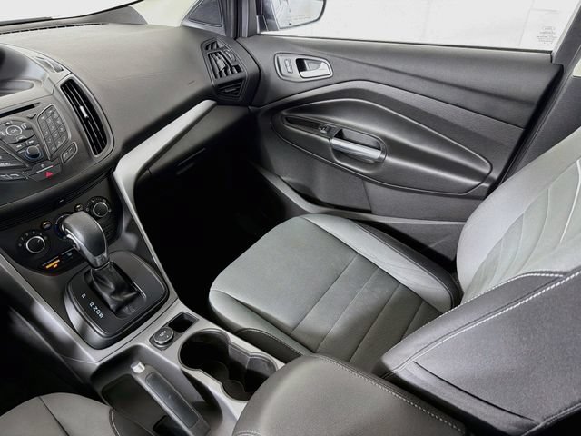 Used 2015 Ford Escape SE FWD image 29