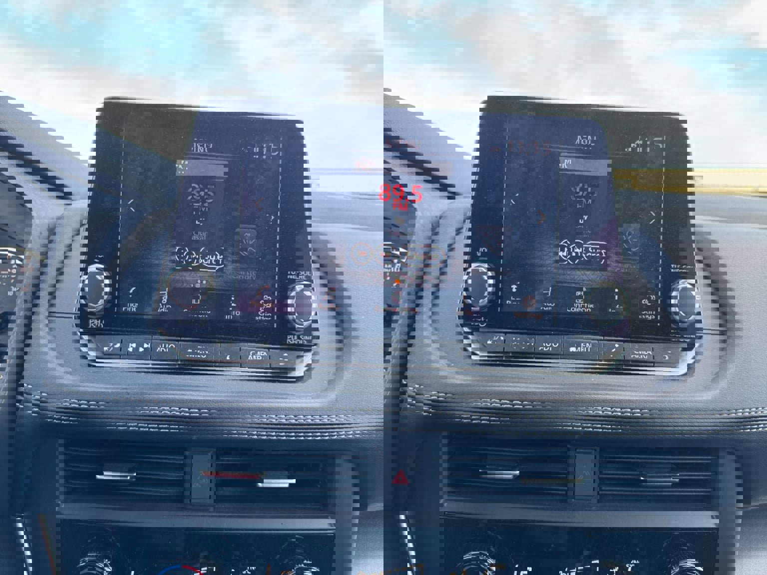 Used 2024 Nissan Rogue SV image 21