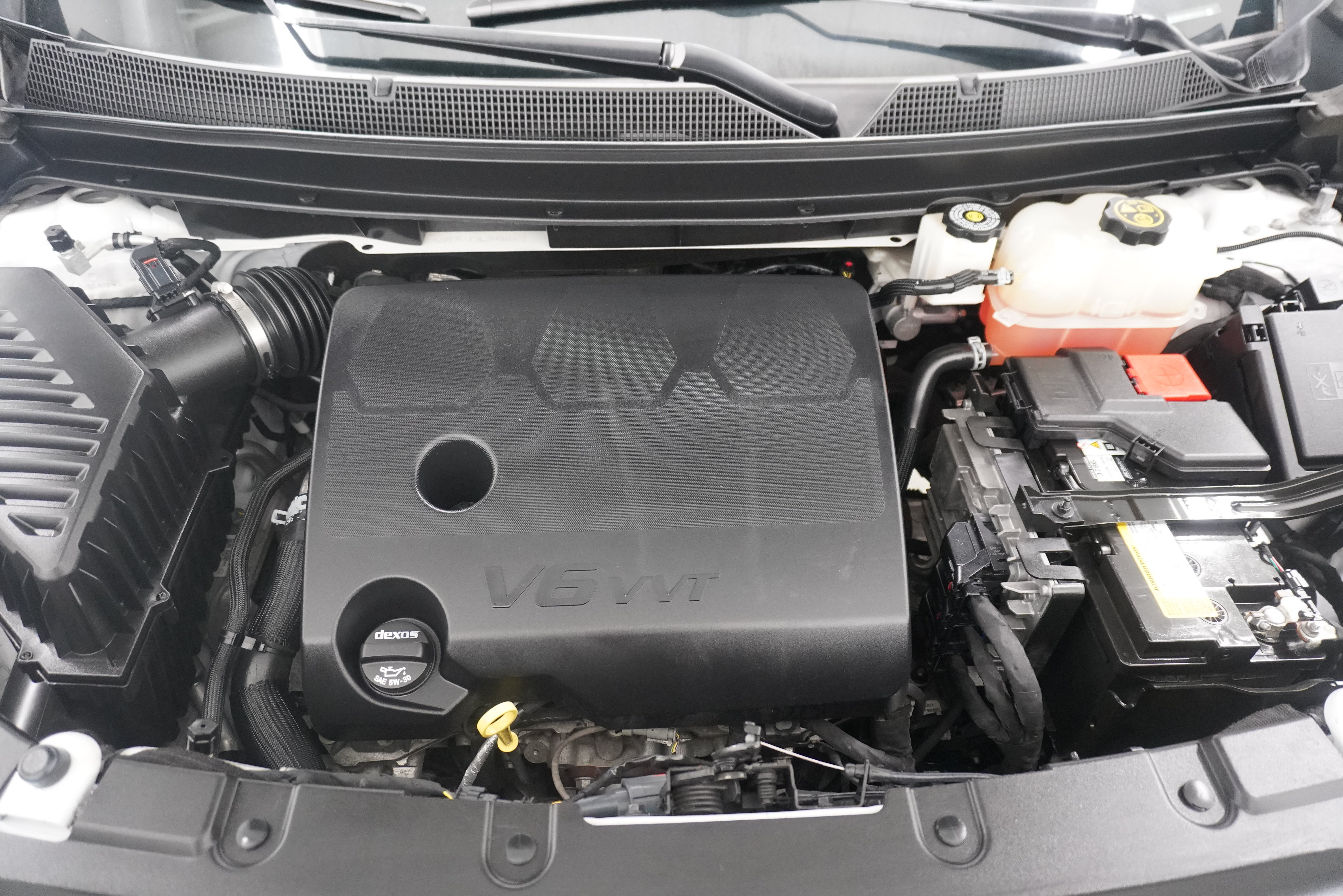 Used 2021 Chevrolet Traverse Premier w/ Redline Edition FWD image 35