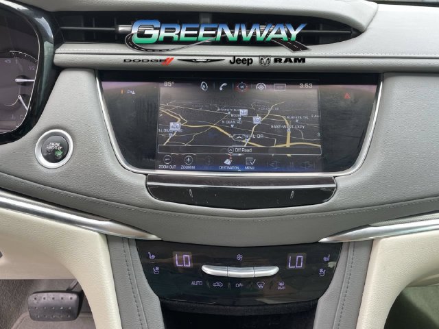 Used 2017 Cadillac XT5 Premium Luxury FWD image 22