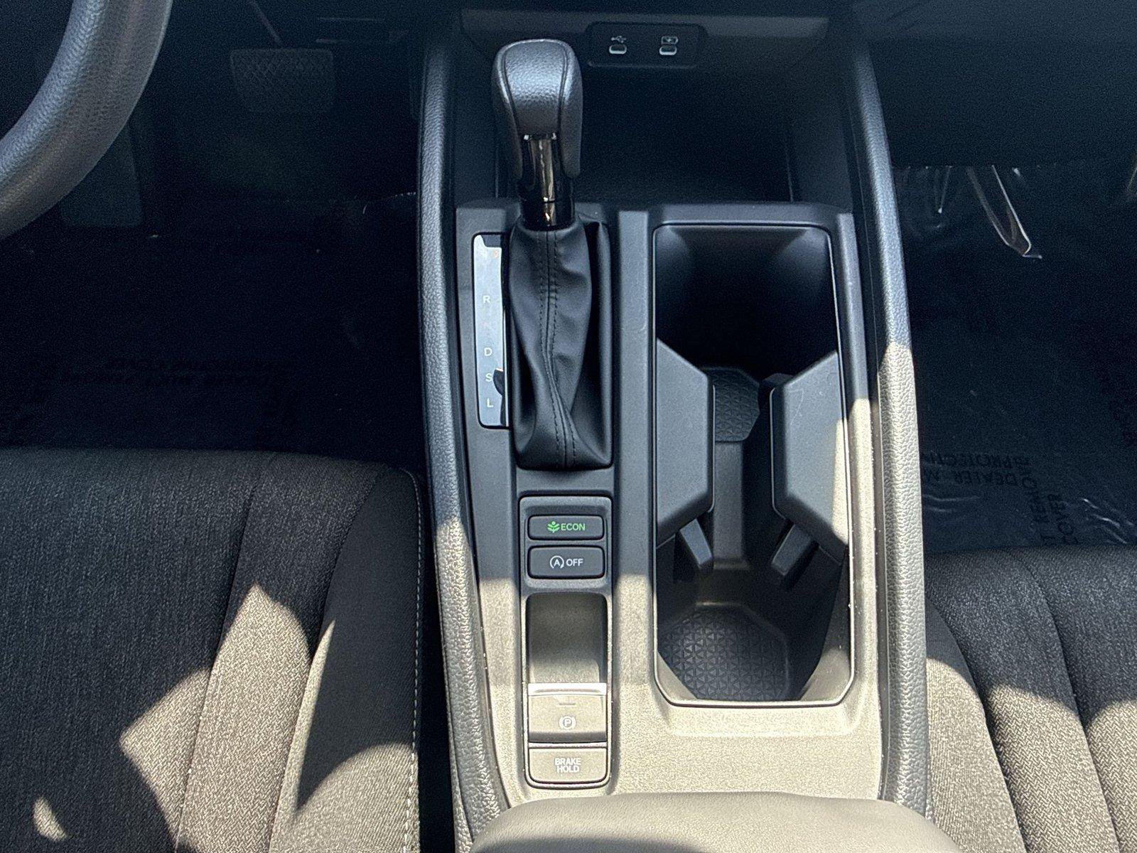 Used 2025 Honda Accord SE image 28