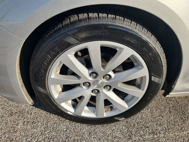 Used 2014 Chevrolet Malibu LT image 16