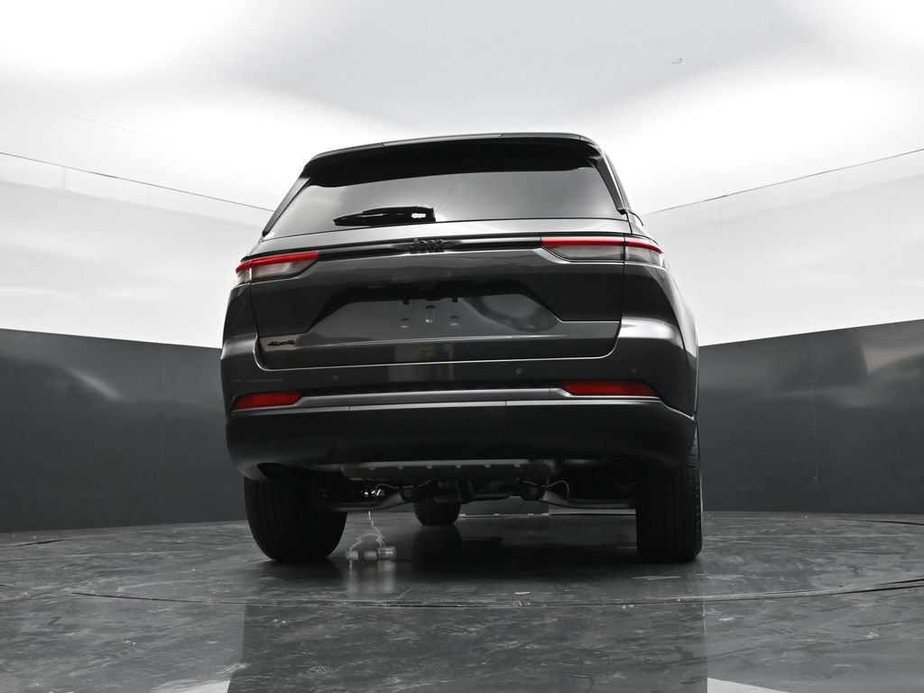 New 2026 Jeep Grand Cherokee Altitude AWD/4WD image 29