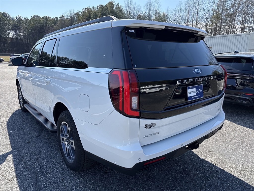 Used 2025 Ford Expedition Max Active image 5