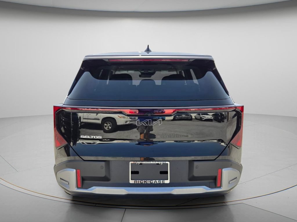 New 2027 Kia Seltos EX FWD image 4