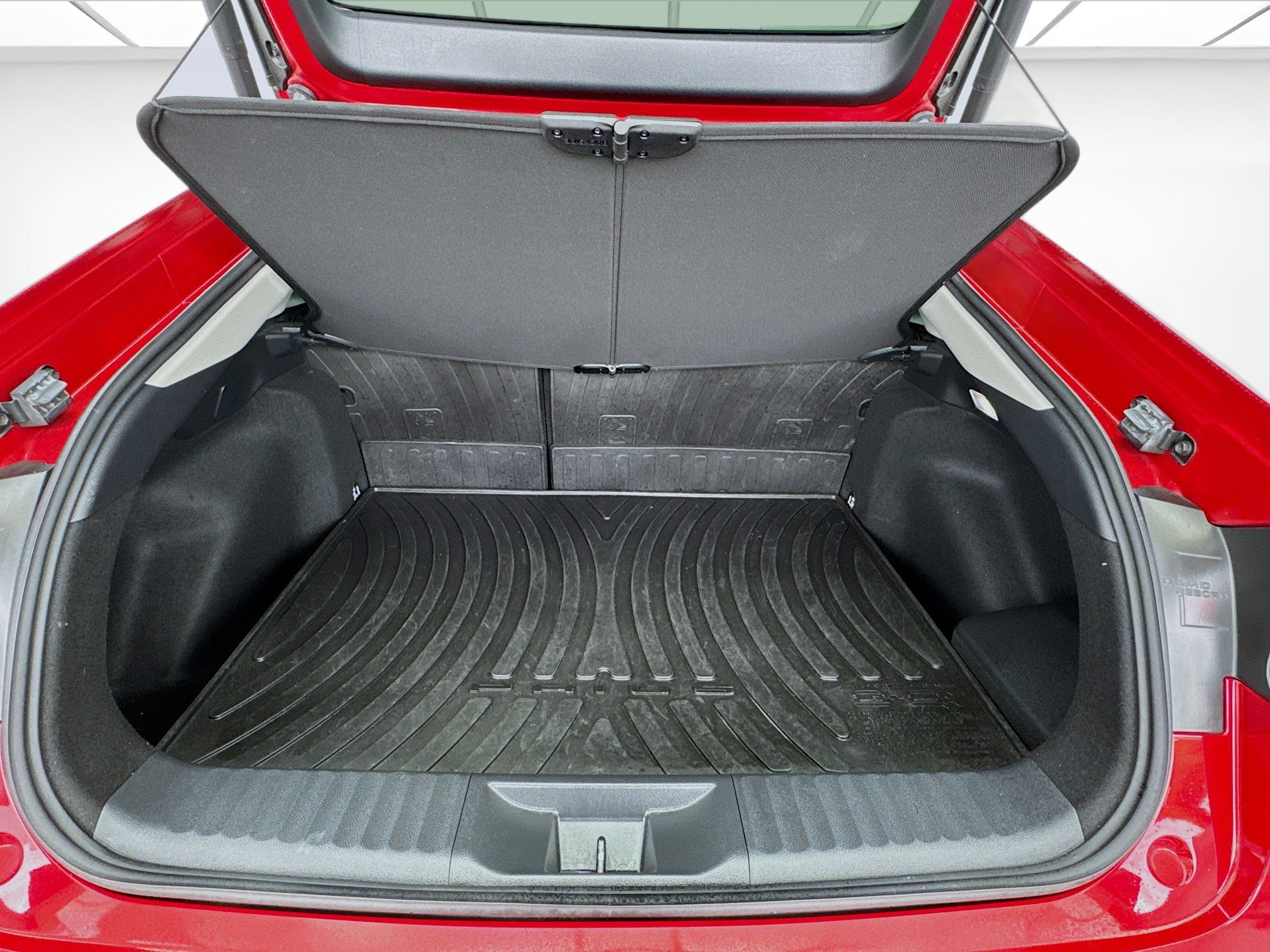 Used 2023 Toyota Prius Limited FWD image 17