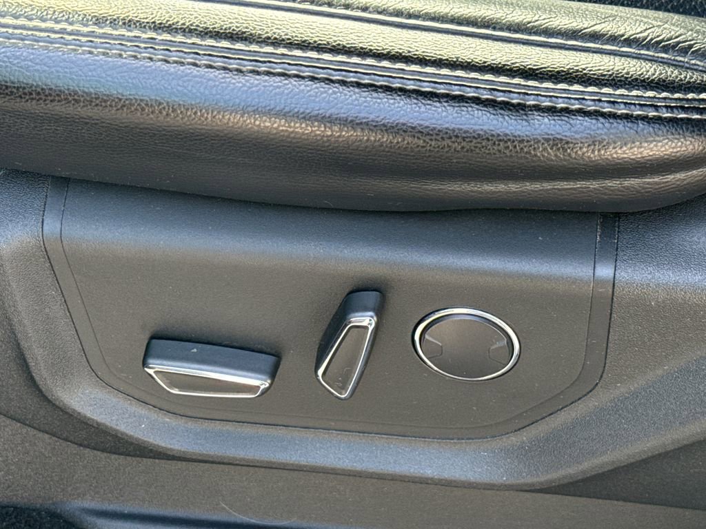 Used 2017 Ford F250 Lariat w/ Lariat Value Package image 25