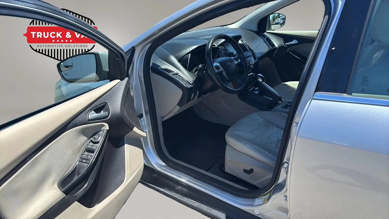 Used 2013 Ford Focus Electric Hatchback FWD image 21