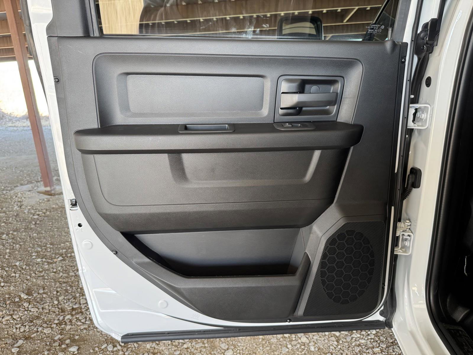 New 2026 RAM 2500 Tradesman w/ Chrome Appearance Group image 24