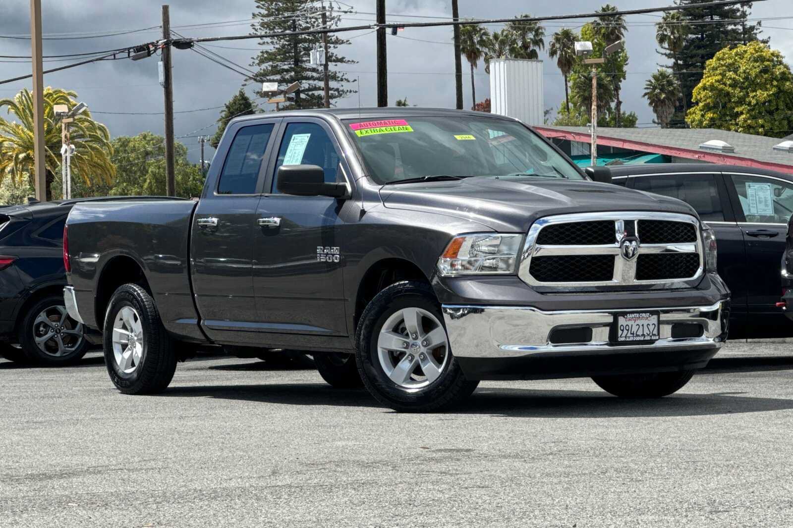 Used 2018 RAM 1500 Classic SLT RWD image 2