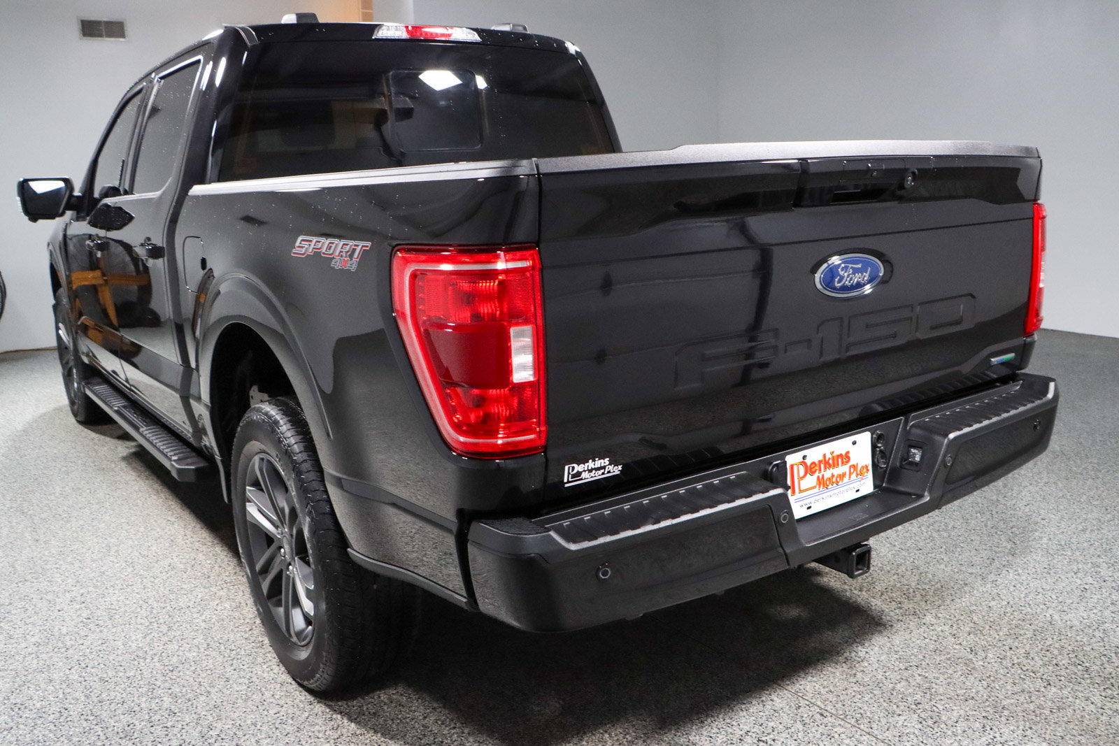 Used 2023 Ford F150 XLT w/ Equipment Group 302A High AWD/4WD image 9