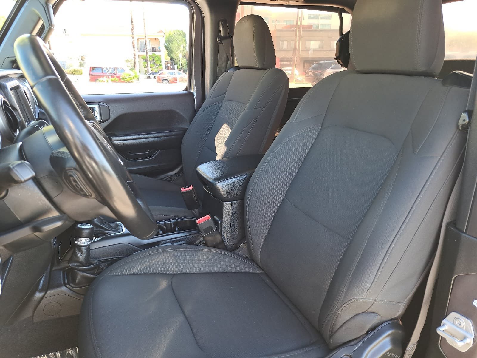 Used 2020 Jeep Wrangler Sport AWD/4WD image 15