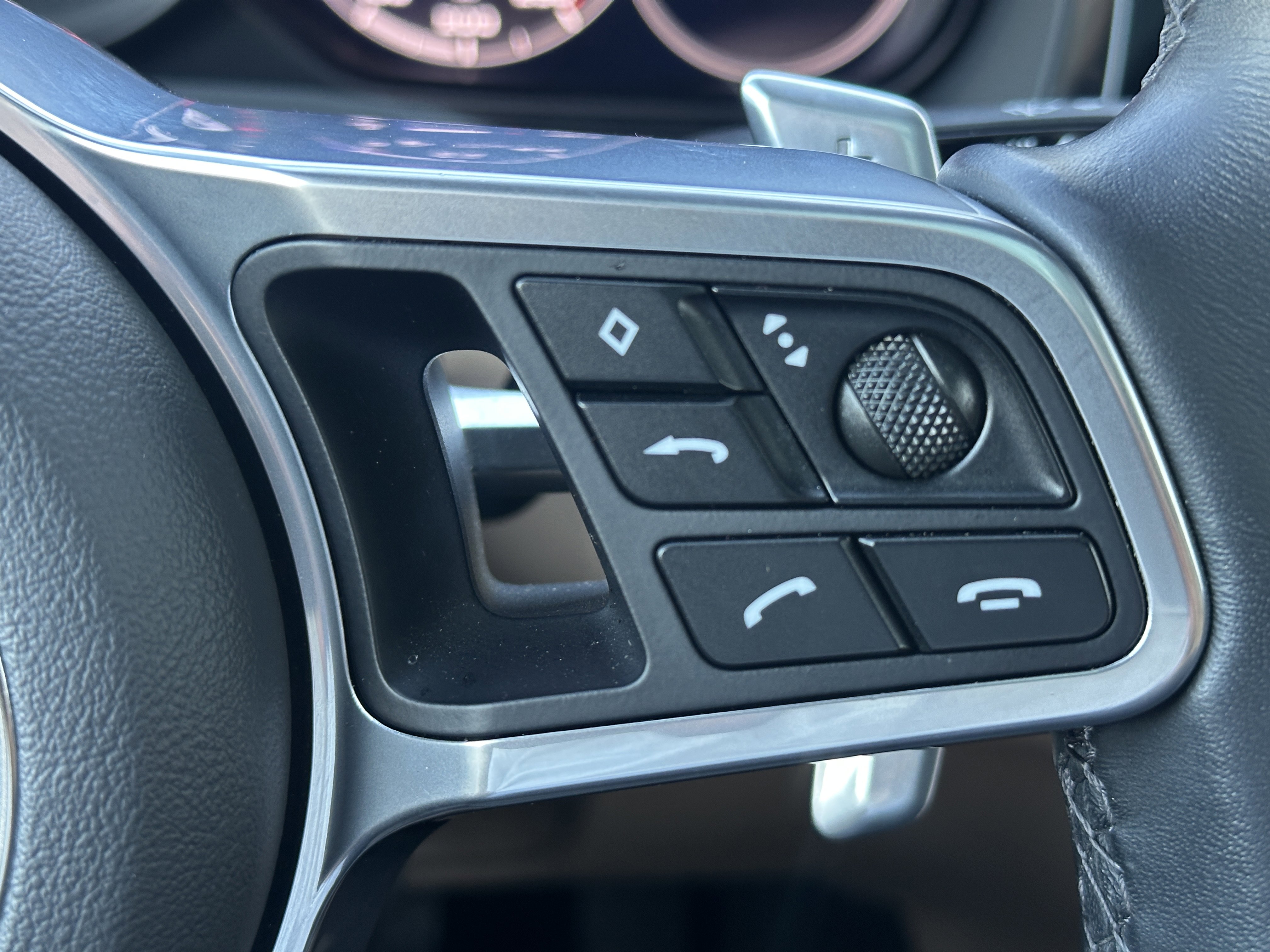 Certified 2023 Porsche Cayenne image 27