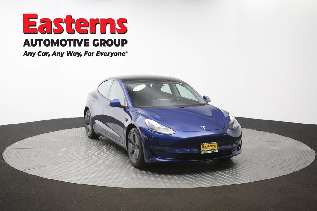Used 2021 Tesla Model 3 Standard Range Plus RWD image 45
