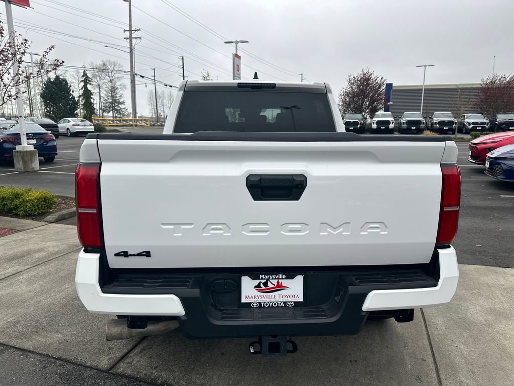 Used 2024 Toyota Tacoma TRD Off-Road AWD/4WD image 4