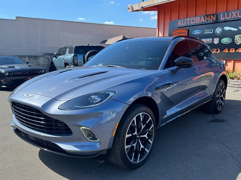 Used 2022 Aston Martin DBX AWD/4WD image 9