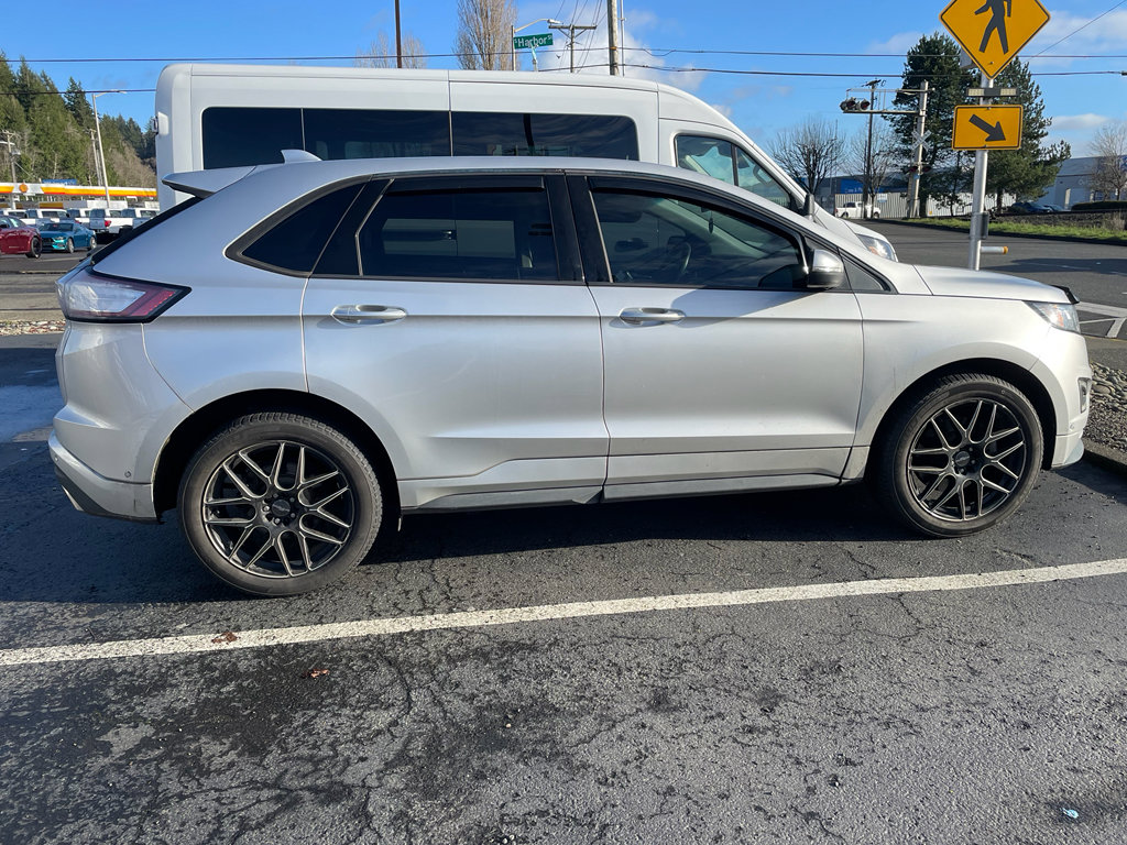 Used 2015 Ford Edge Sport w/ Equipment Group 401A image 3
