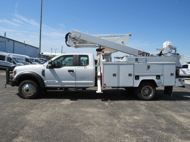 Used 2019 Ford F550 4x4 SuperCab Super Duty image 6
