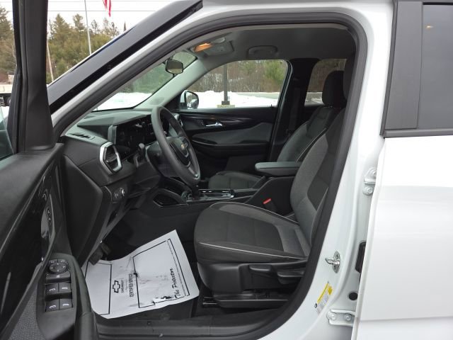 Used 2025 Chevrolet TrailBlazer LT image 12