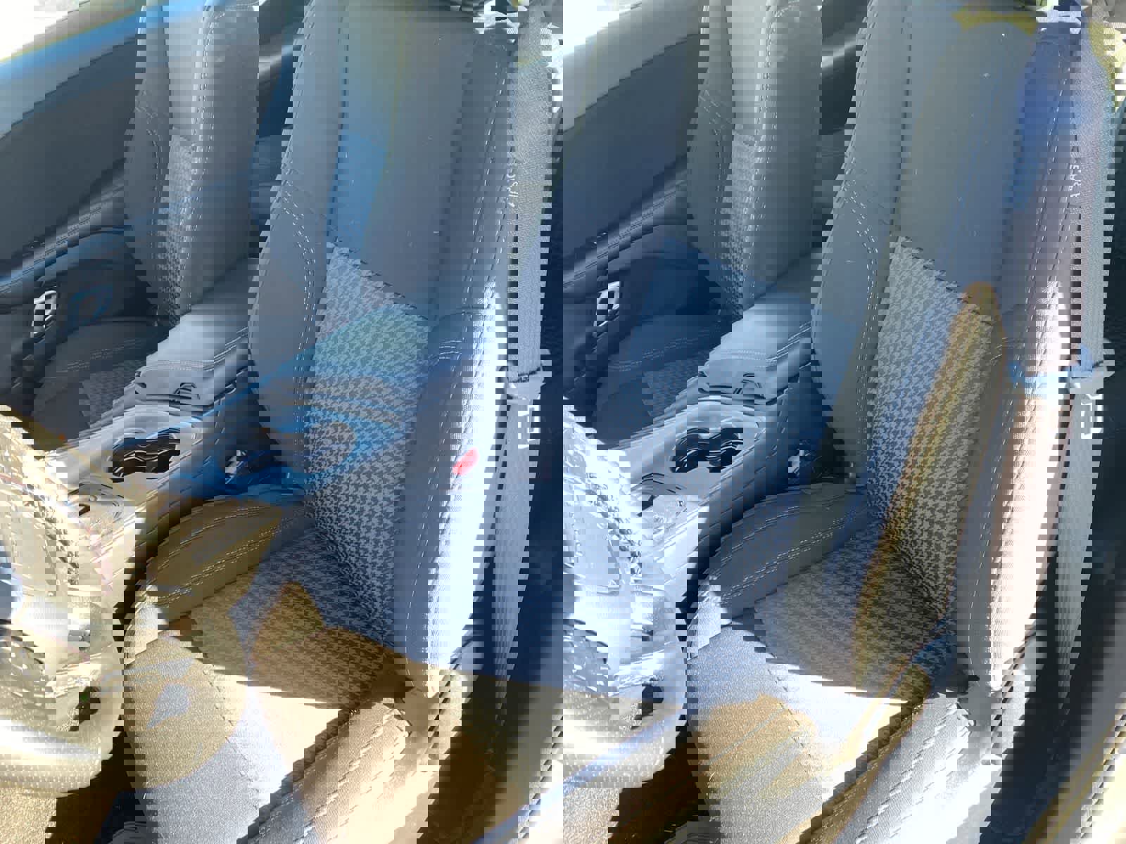 Used 2023 Dodge Challenger SXT w/ Blacktop Package image 12