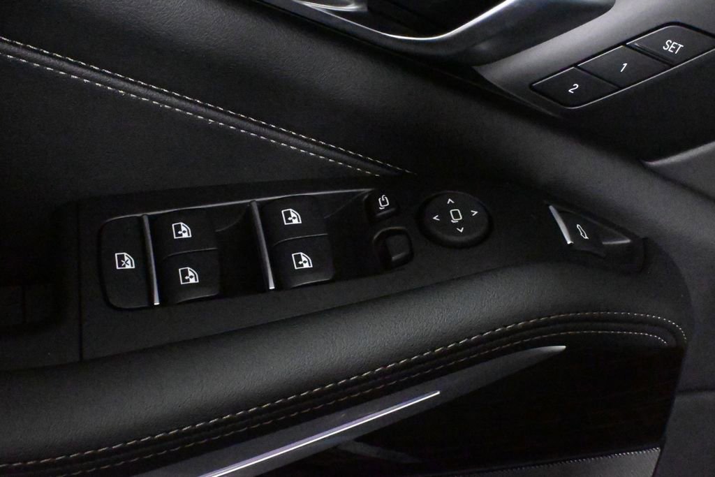 Used 2026 BMW X5 xDrive40i w/ M Sport Package image 32