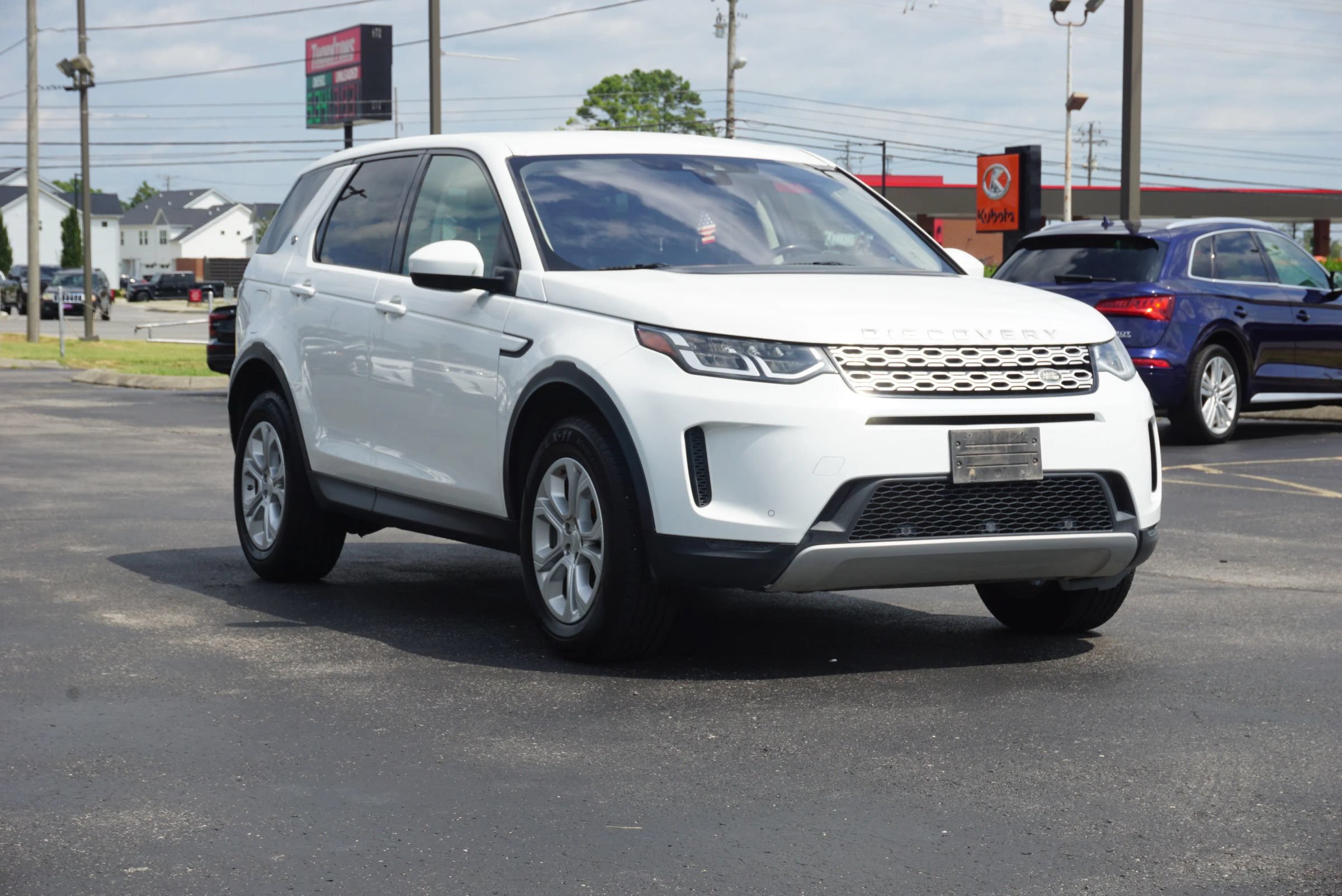 Used 2020 Land Rover Discovery Sport AWD/4WD image 3