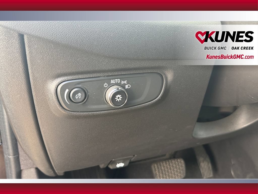 Used 2024 Chevrolet Equinox LT AWD/4WD image 19